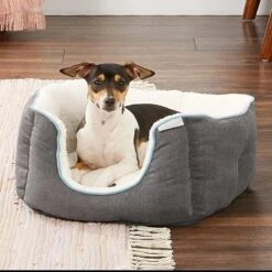 Chic Pet Supplies 29 Frisco Square Deep Bolster Dog Bed